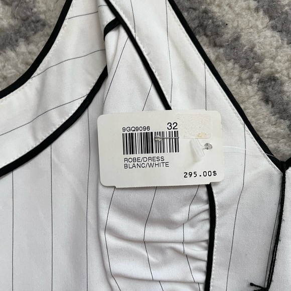 Pinstripe sleeveless dress - Picture 6 of 7